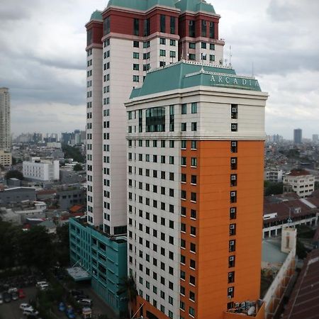 Готель Horison Arcadia Mangga Dua Джакарта Екстер'єр фото